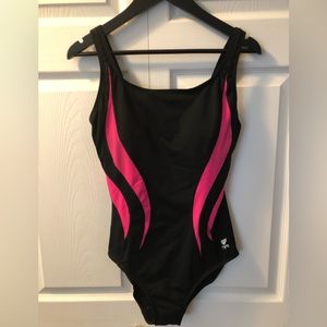 TYR one piece bathing suit - size 14 but fits small